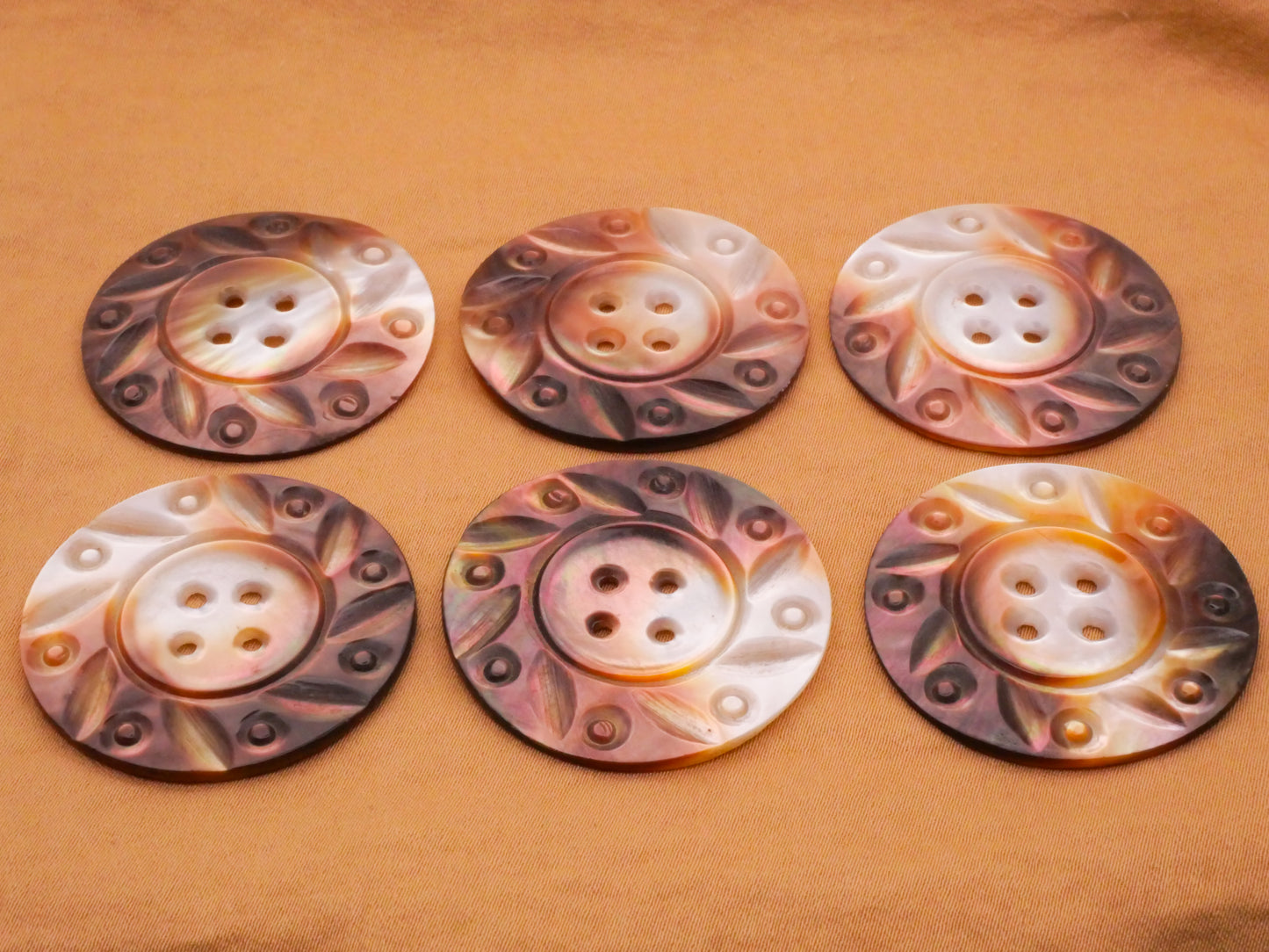 Wreath Carved Multi-Tone Mother of Pearl Large Button 34mm