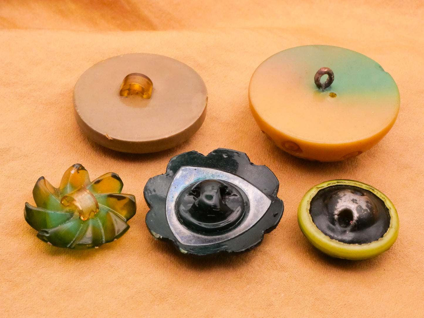 Flower Turquoise Blue Green Celluloid Early Plastic Button Various 19-30mm