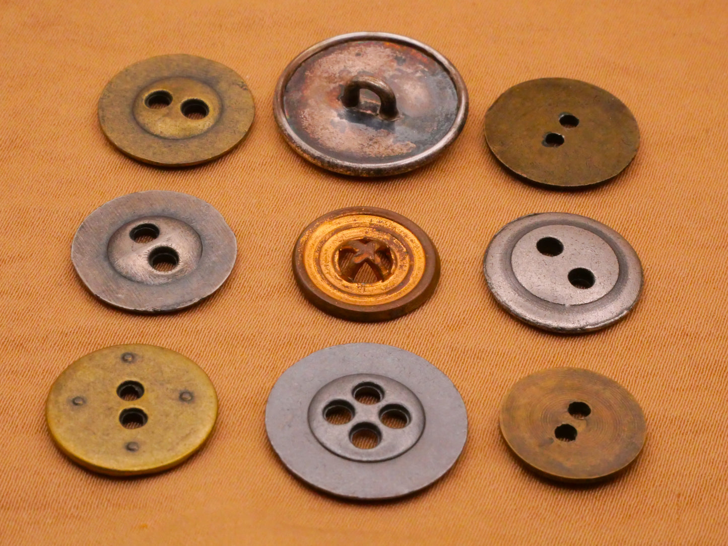Southwest Design Vintage Metal Button Various 13-19mm