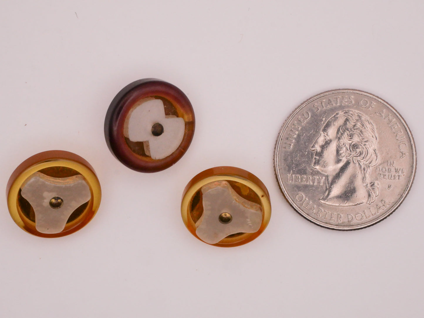 Pearlized Caramel Mother of Pearl Look Vintage Plastic Button Various 15-16mm