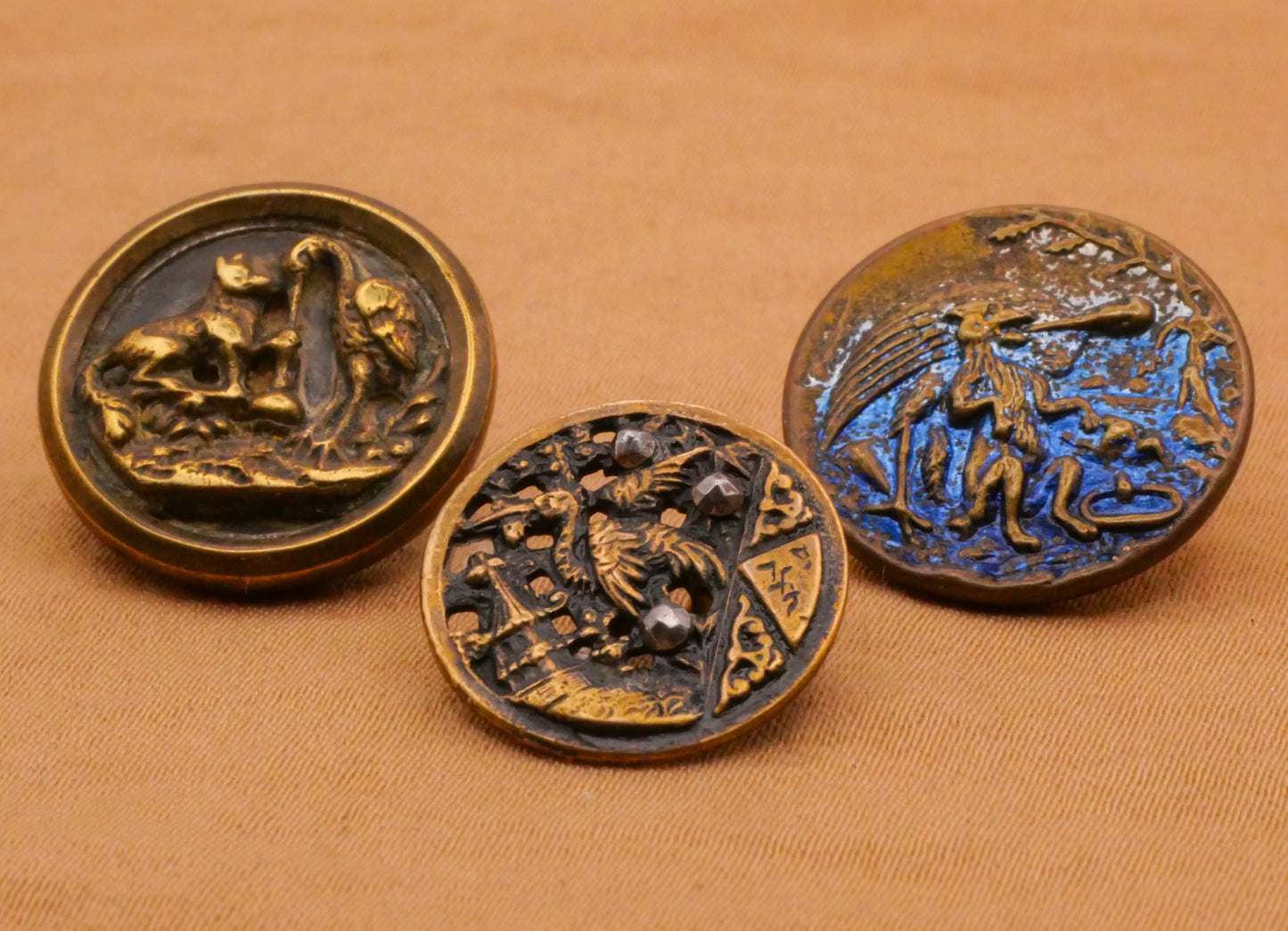 Crane Bird Metal Victorian Picture Button Various 16-18mm