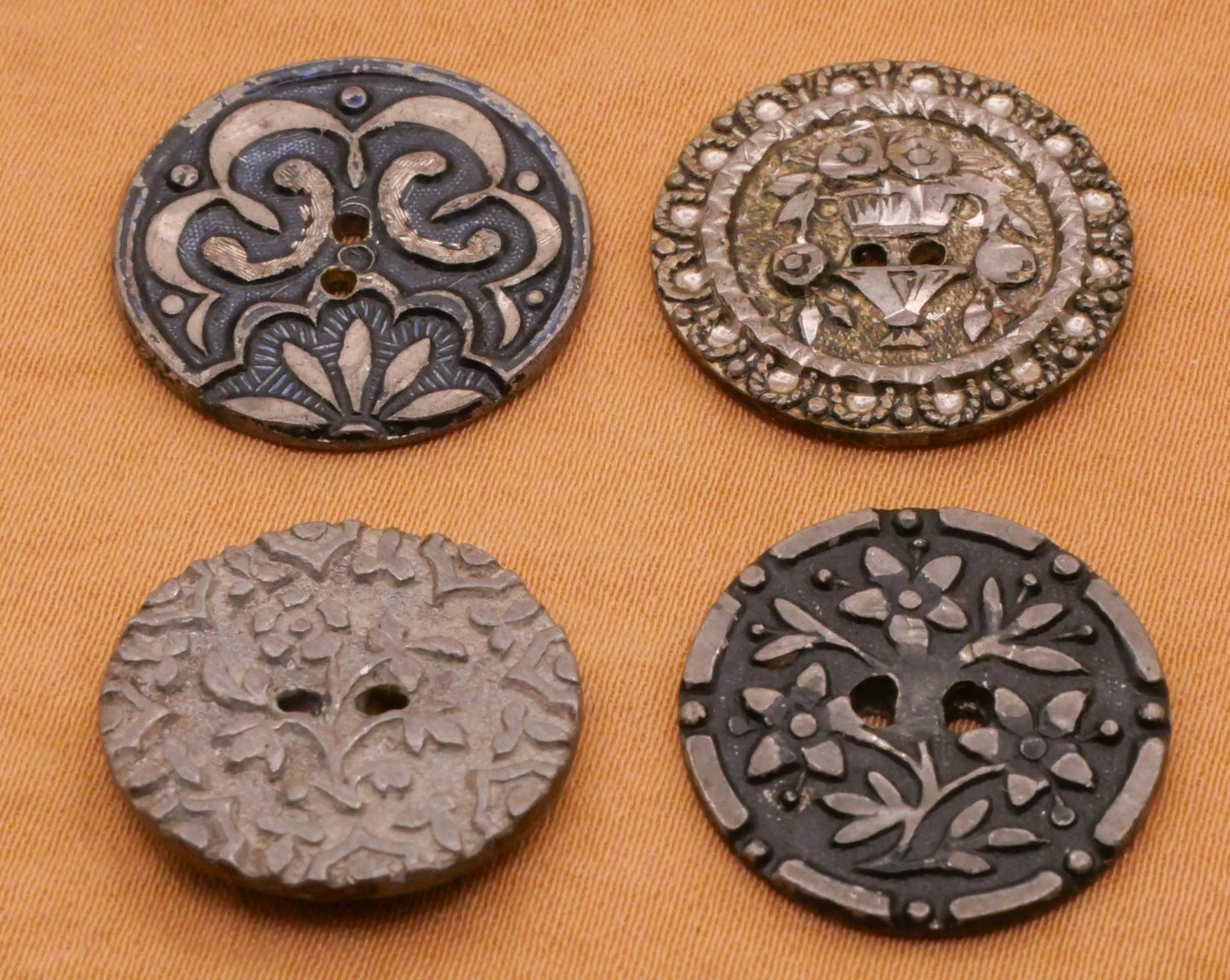 Pewter Floral or Scroll Antique Sew-Thru Button Various 18-19mm