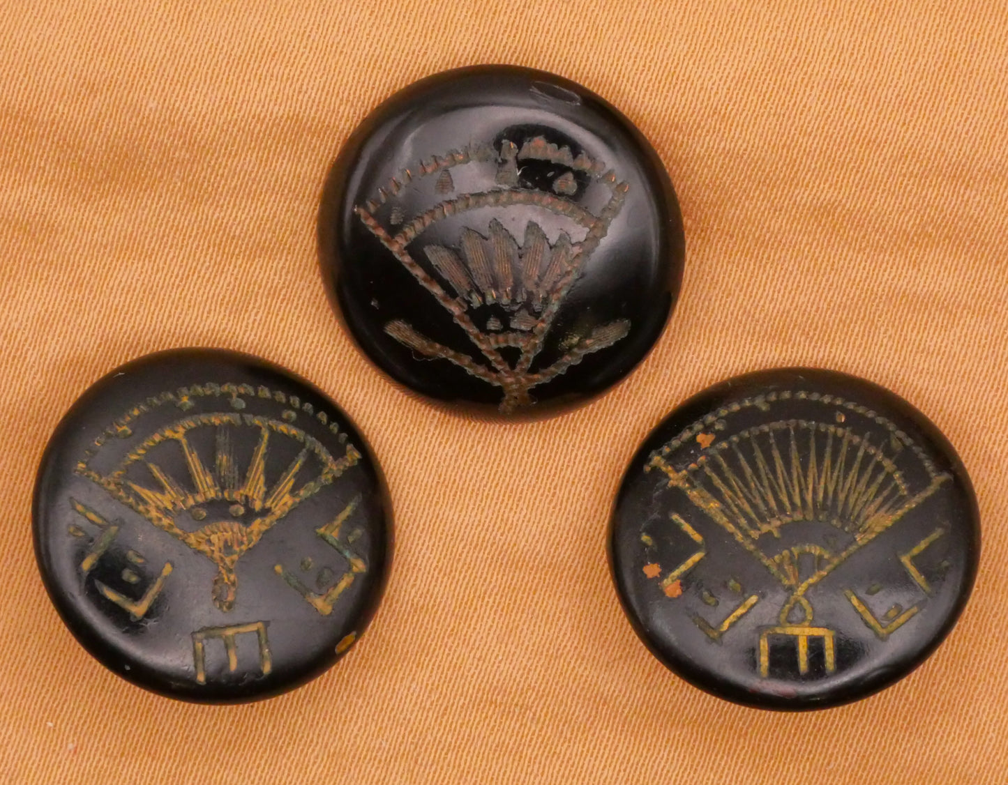 Fan Etched Black Lacquer Antiqued Metal Button Various 18-19mm