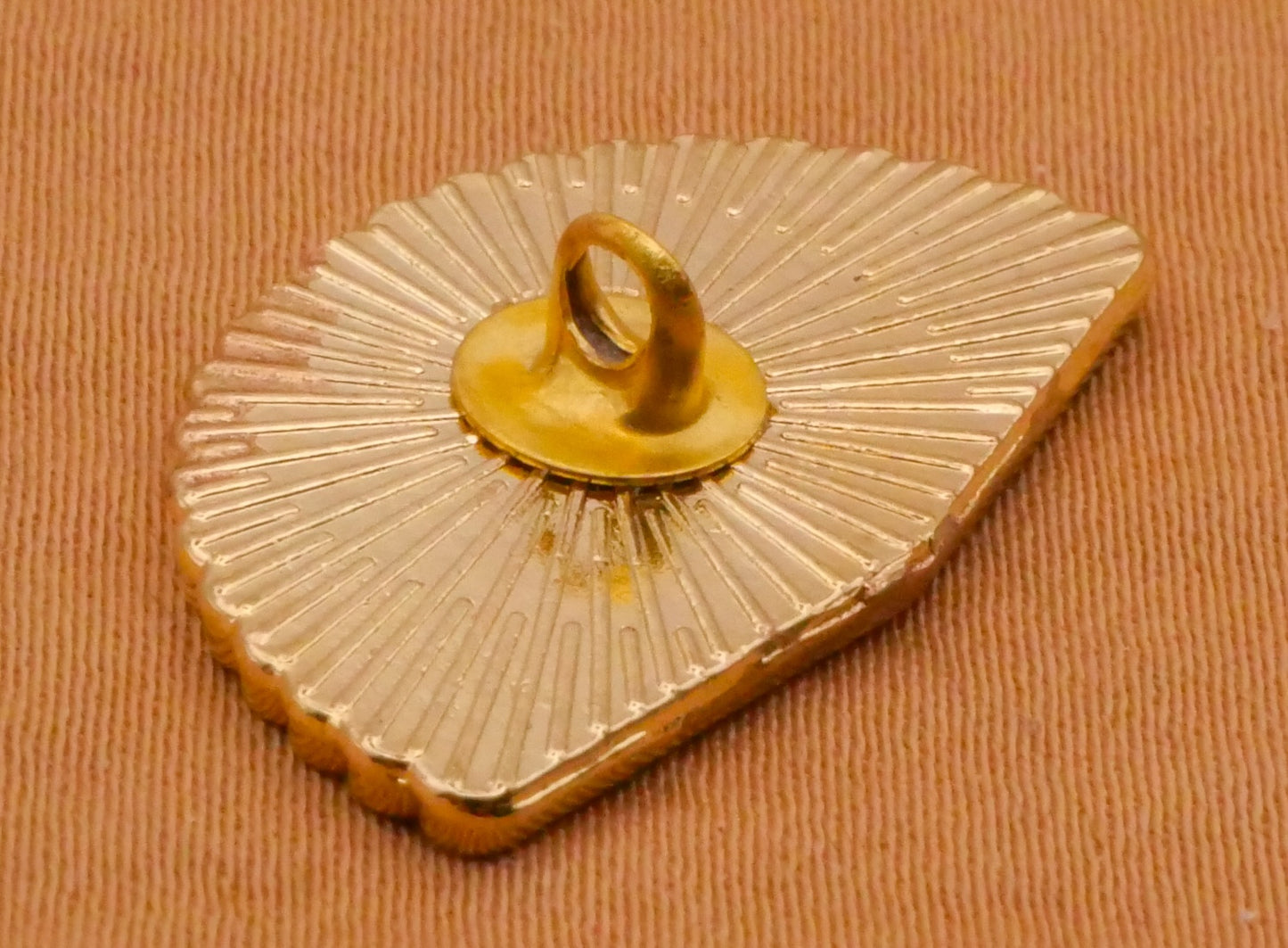 Fan Fashion Flower Enamel Gold Metal Button 14x24mm