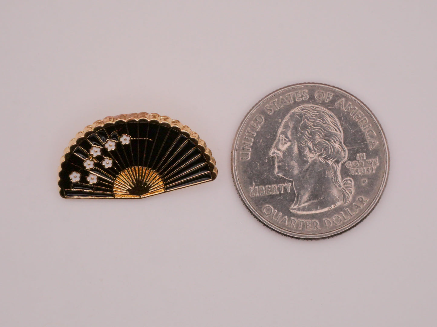 Fan Fashion Flower Enamel Gold Metal Button 14x24mm