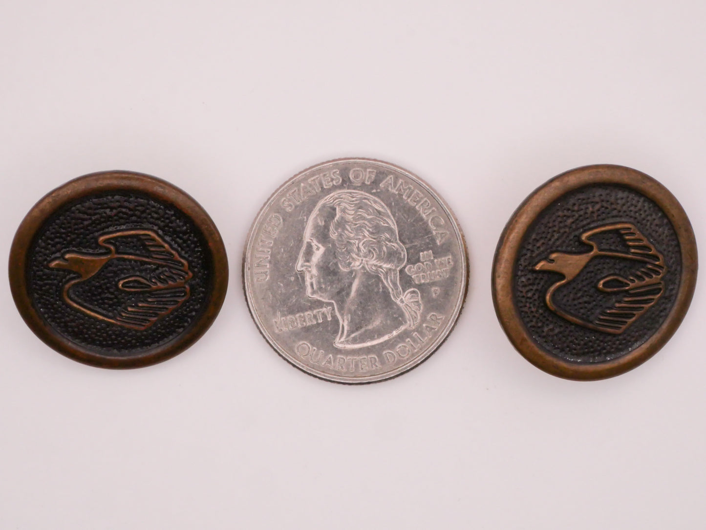 Eagle Modern Look Design Military Patriotic Metal Button 23mm
