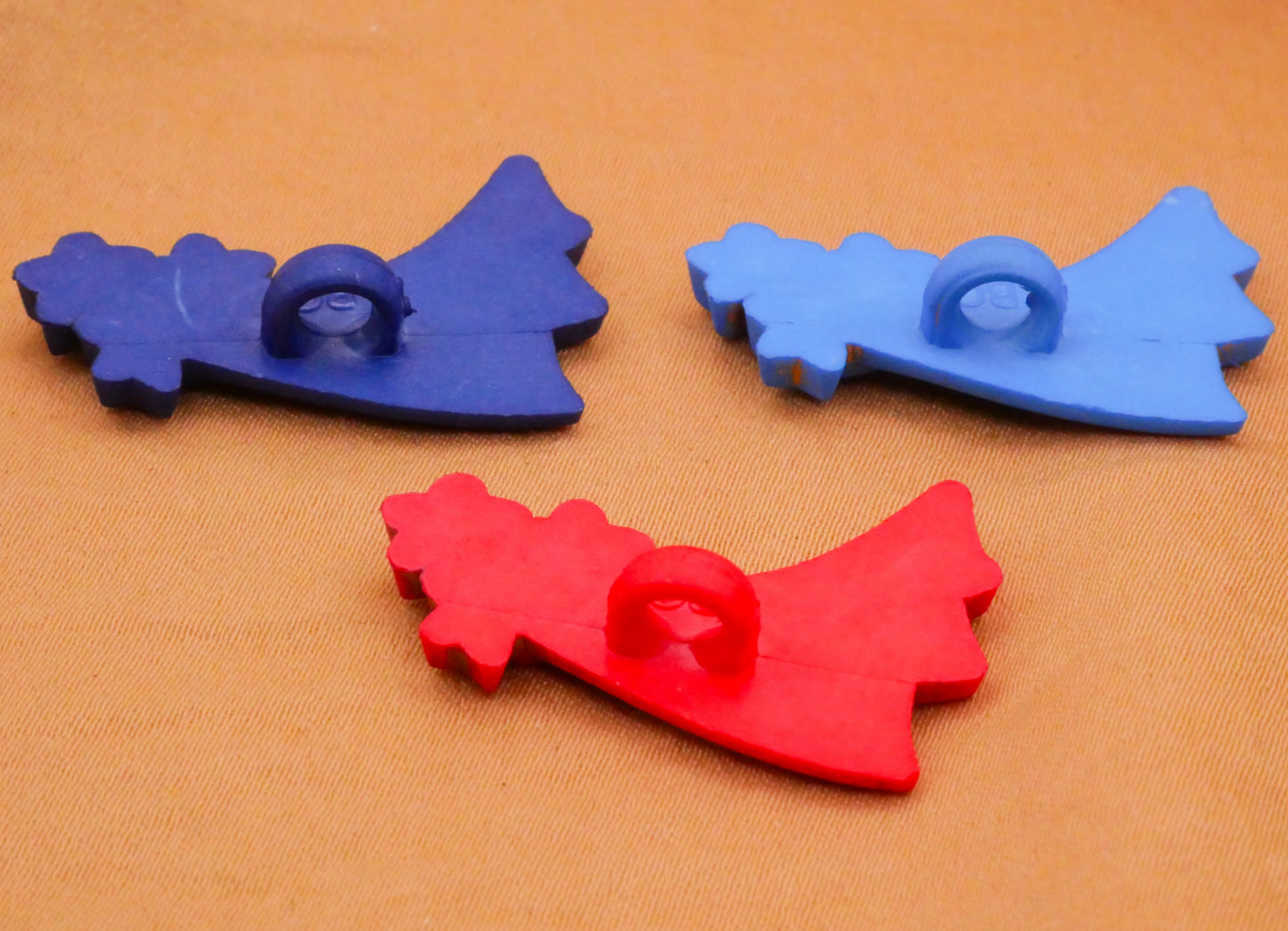 Shooting Star Blue or Red Plastic Button Various 19x29mm