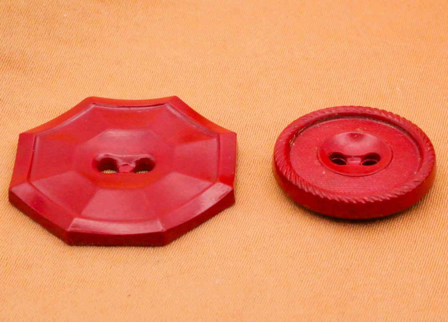 Rust Red Vintage Plastic Button Various 19-25mm