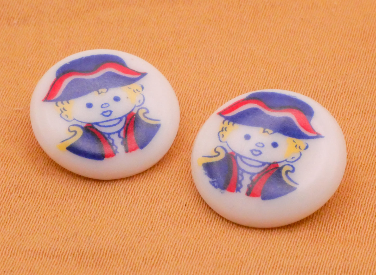 American Revolution Soldier JHB Plastic Button 15mm
