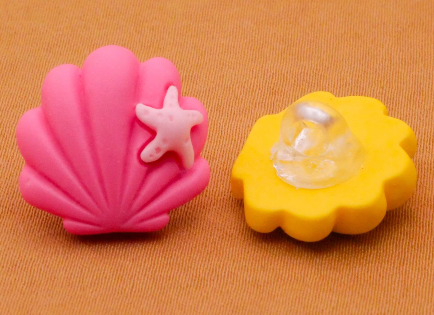 Sea Shell Star Fish Plastic Assorted Set of Three Buttons 16x17mm
