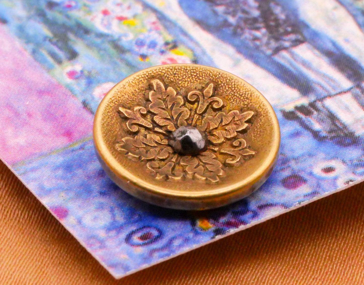 Foliage Steel-Cut Brass Metal Klimt Carded Button 14mm