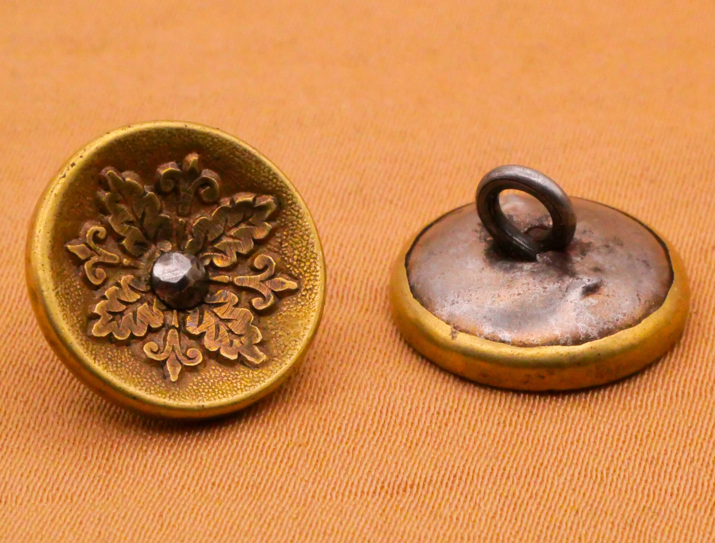 Foliage Steel-Cut Brass Metal Klimt Carded Button 14mm
