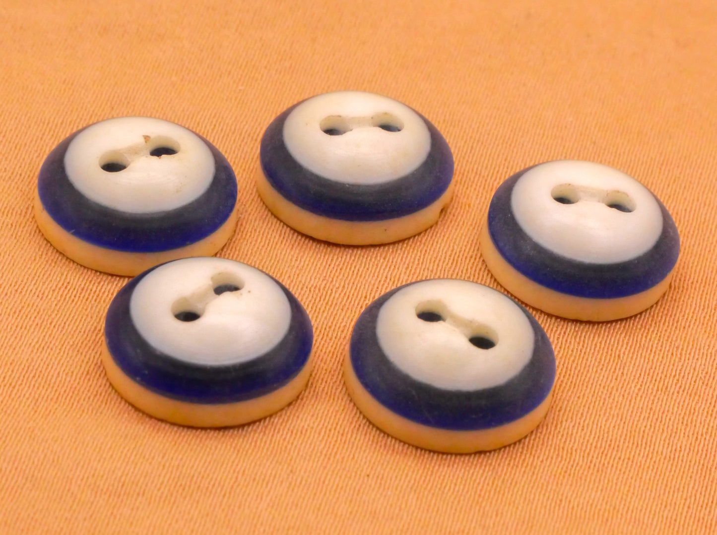 Laminated Layered Blue Ivory Vintage Plastic Set of Five Buttons 13mm