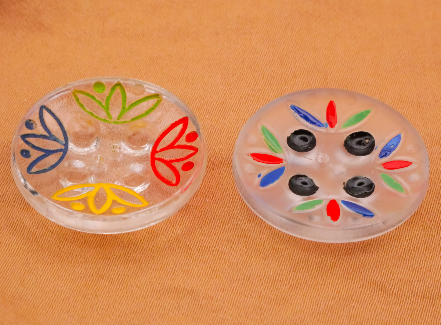 Foliage Leaf Reverse Painted Intaglio Vintage Glass Button Various 23mm