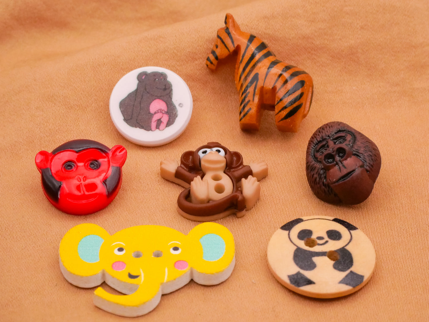 Animal Circus Jungle Plastic or Wood Button Various 15-30mm