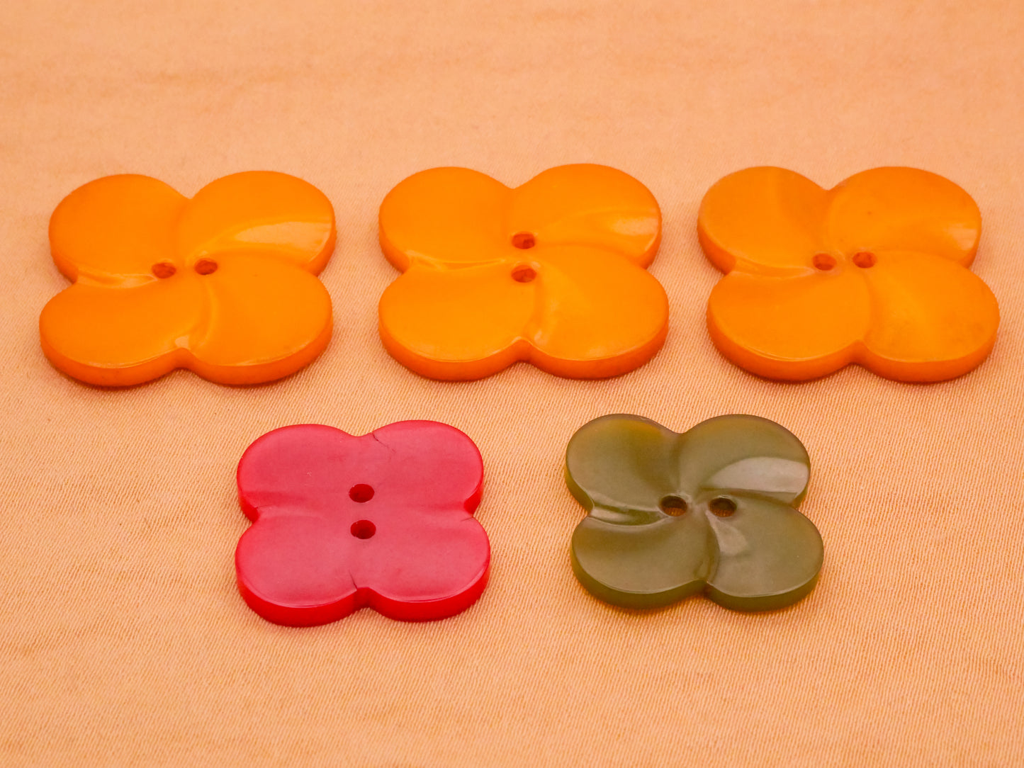 Clover Bakelite Early Plastic Button Various 19-24mm