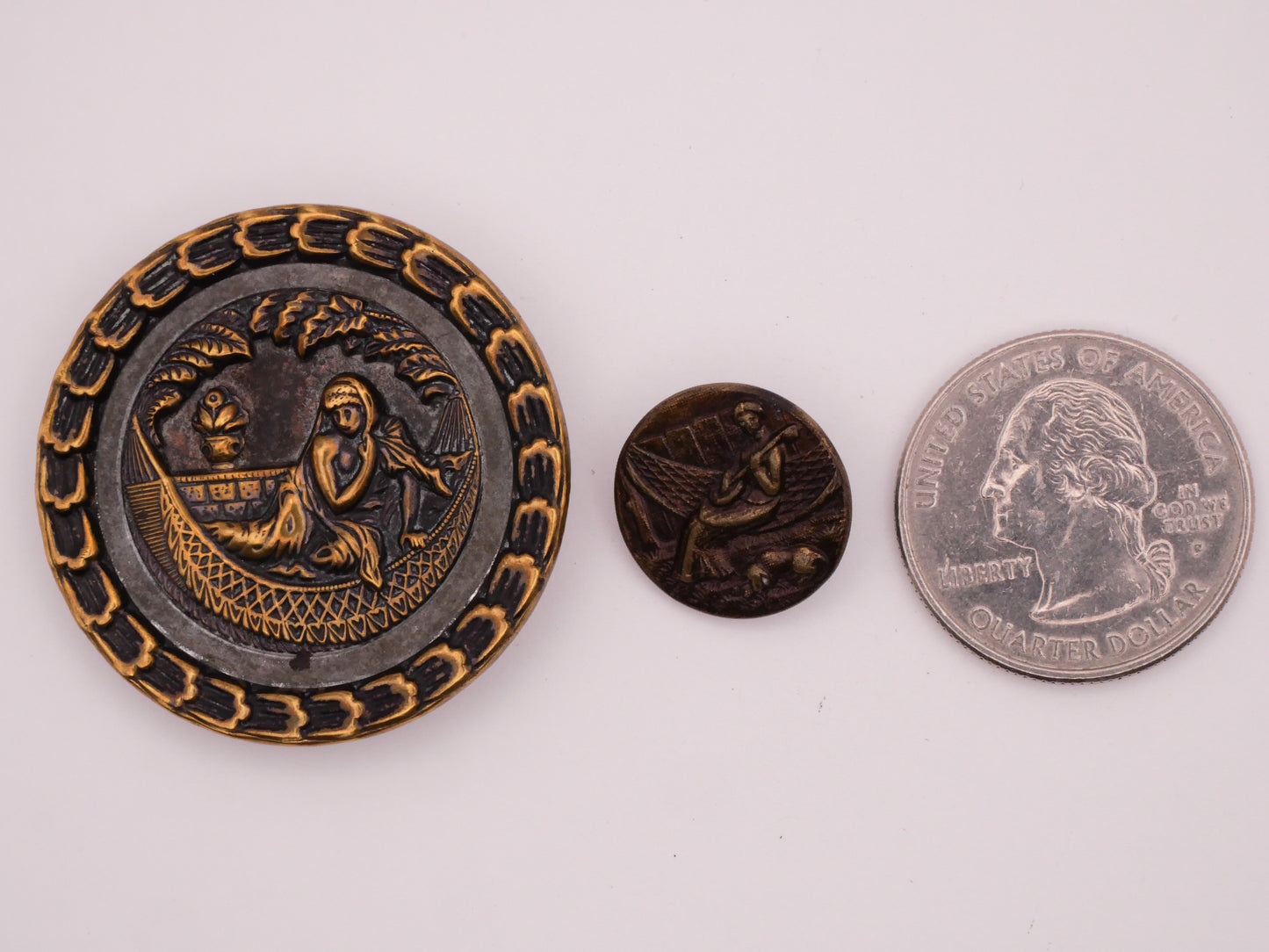 Hammock Vacation Ladies Victorian Picture Metal Button Various 16-37mm