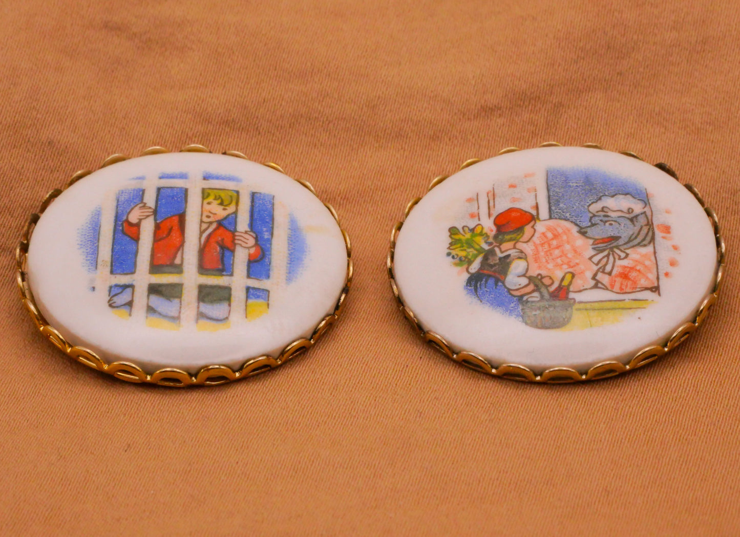 Storybook Folklore Scene Ceramic Metal Vintage Button Various 29mm