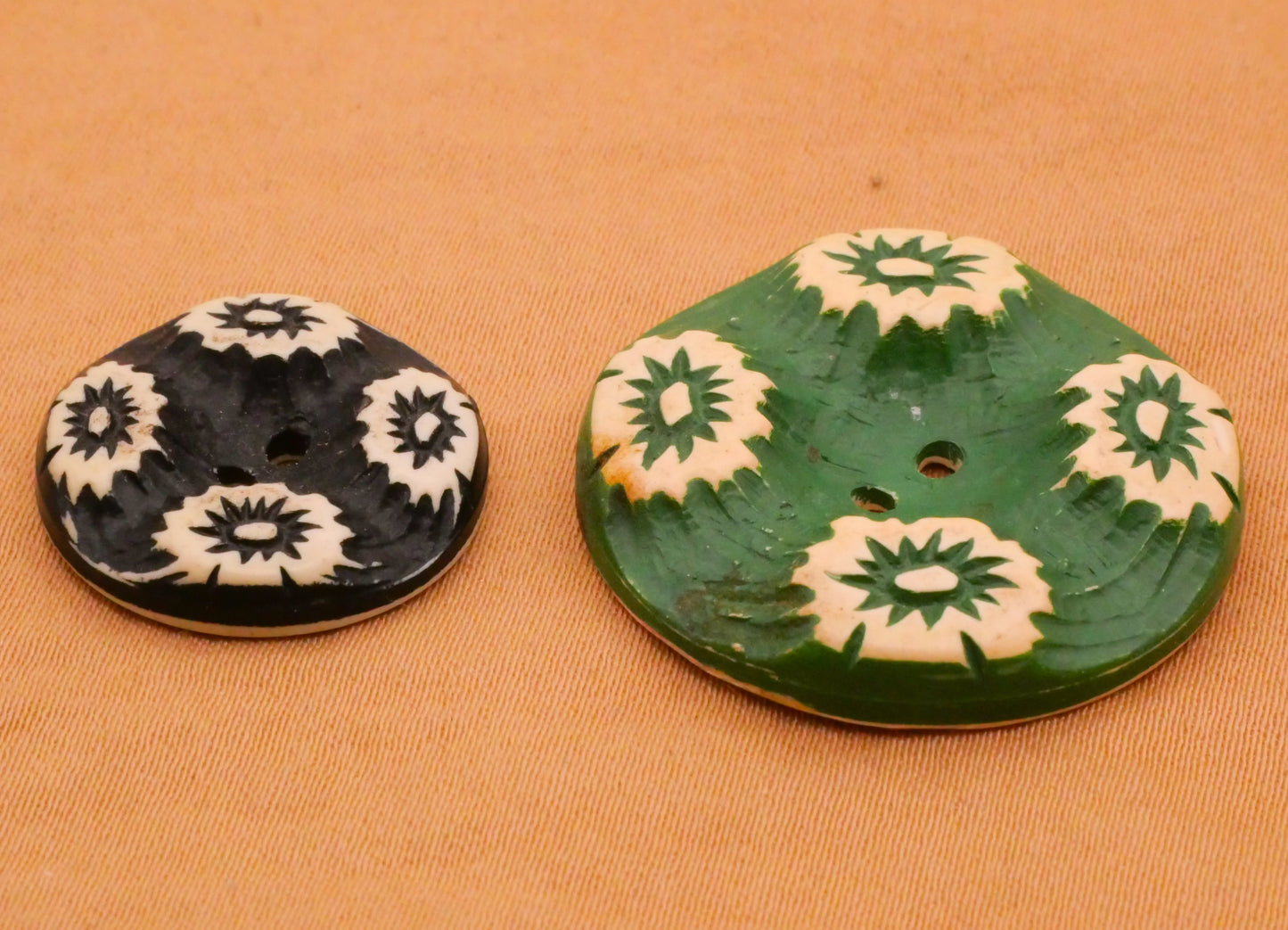 Tree Stump Wood Look Buffed Celluloid Early Plastic Button Various 19-28mm