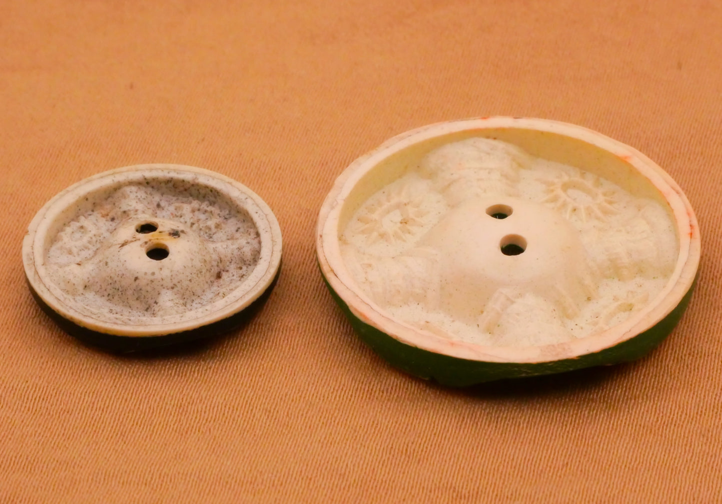 Tree Stump Wood Look Buffed Celluloid Early Plastic Button Various 19-28mm