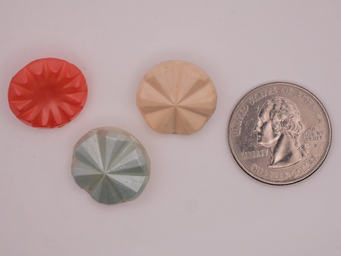 Pinwheel Fan Vintage Plastic Button Various 18-19mm