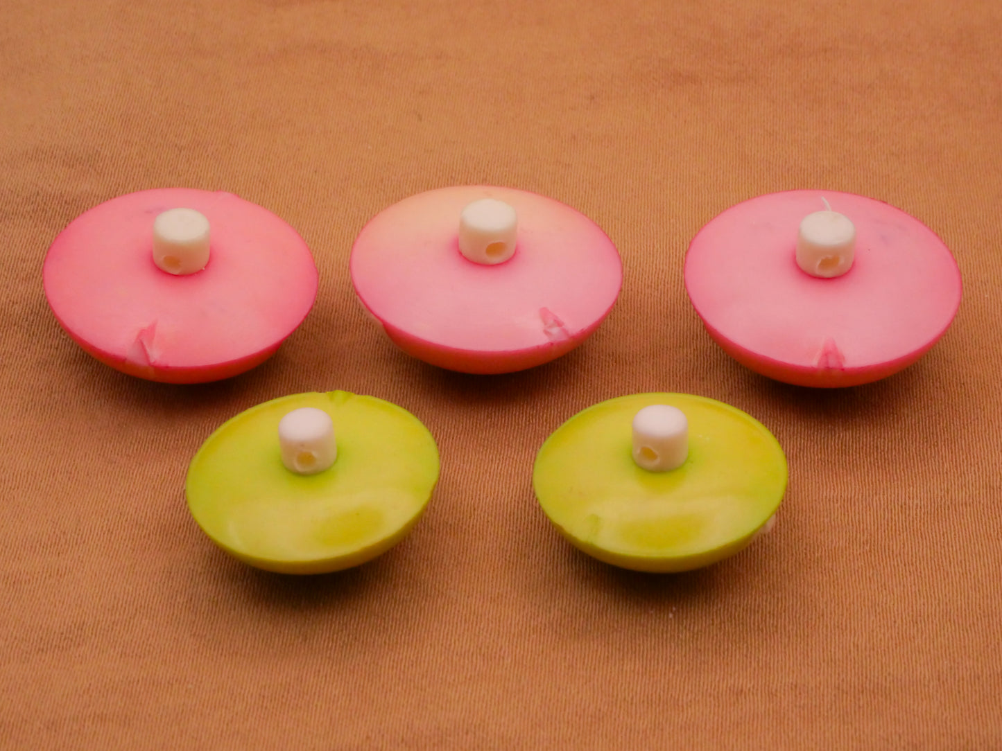Mod Retro Pink or Green Vintage Early Plastic Button Various 18-21mm