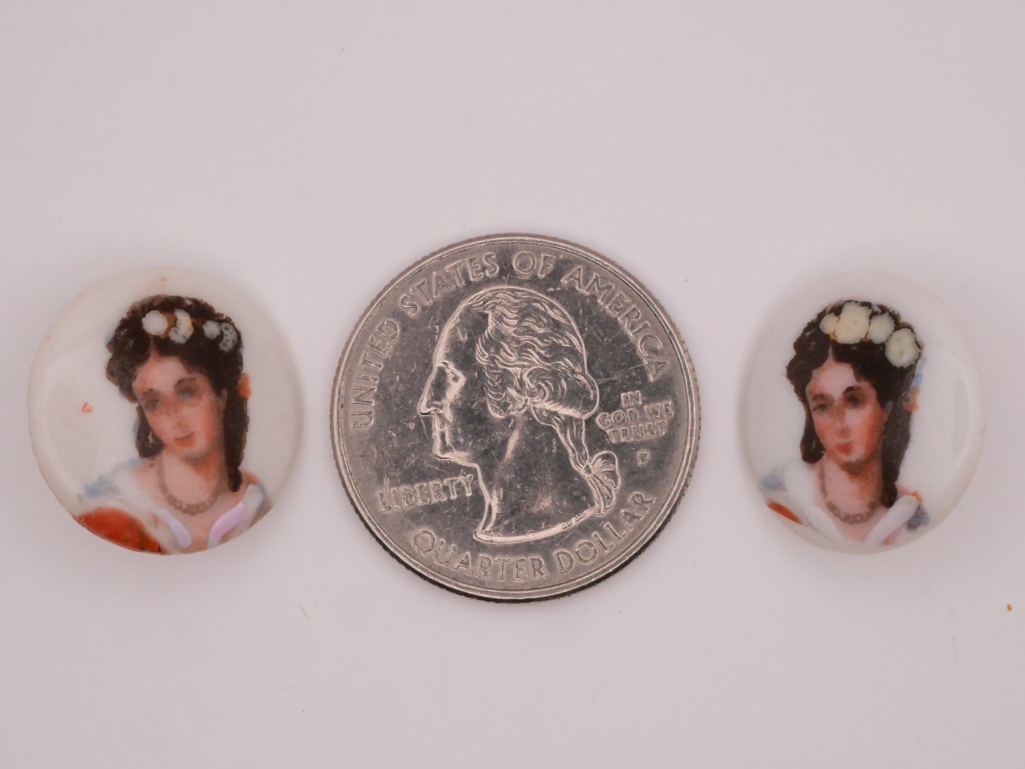 Portrait Brunette Lady Woman Ceramic Button Various 18-19mm