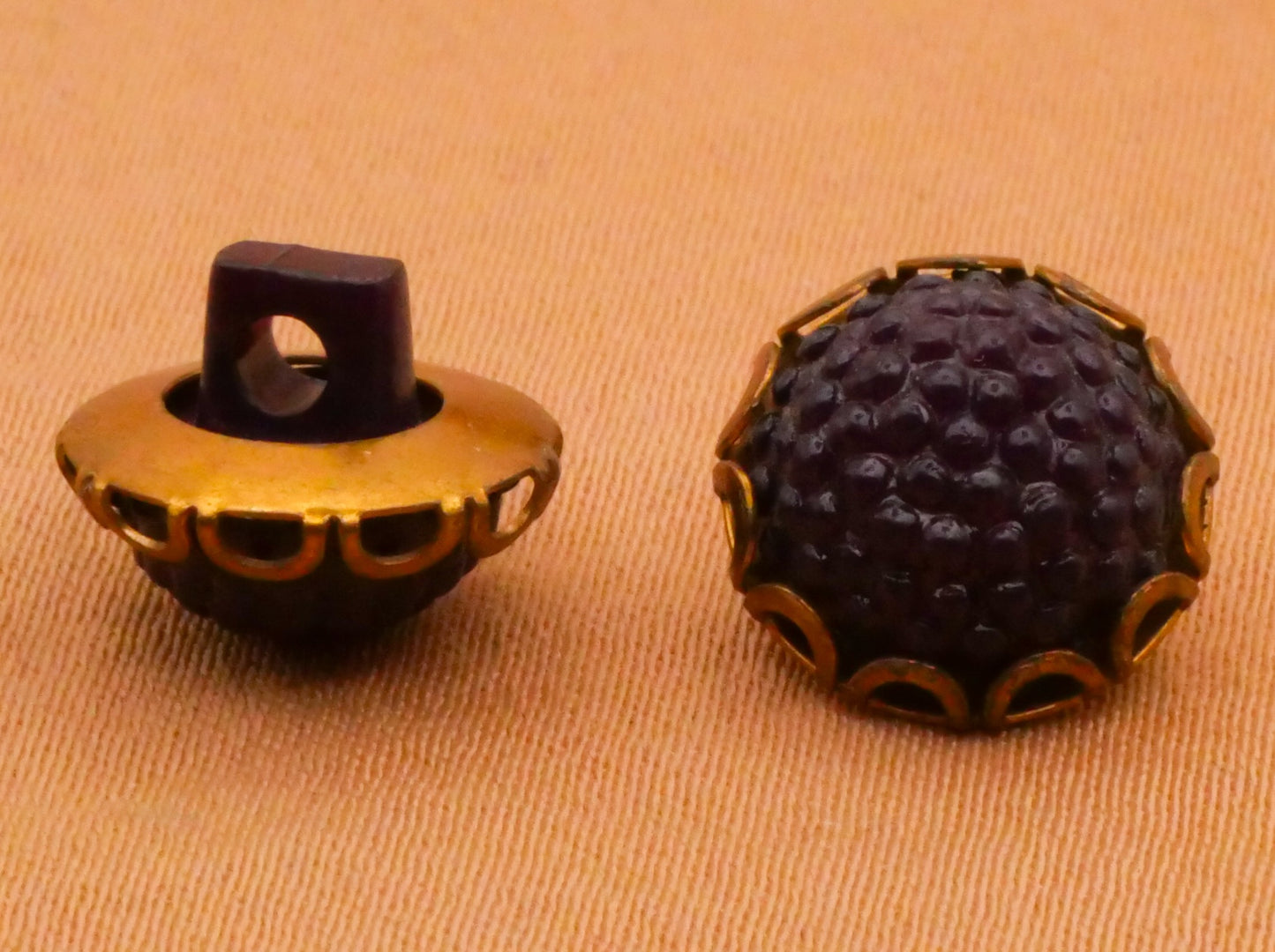 Blackberry Look Vintage Plastic Metal Scallop Edge Pair of Buttons 11mm