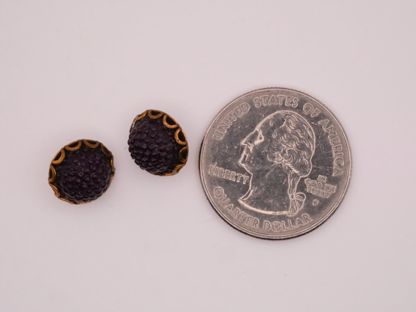 Blackberry Look Vintage Plastic Metal Scallop Edge Pair of Buttons 11mm