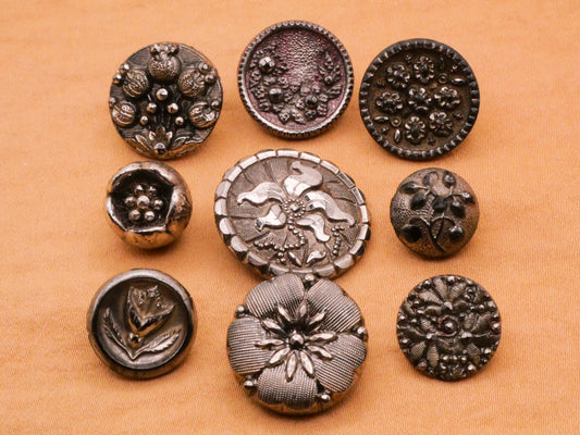 Flower Floral Design Luster Black Glass Button Various 12-22mm
