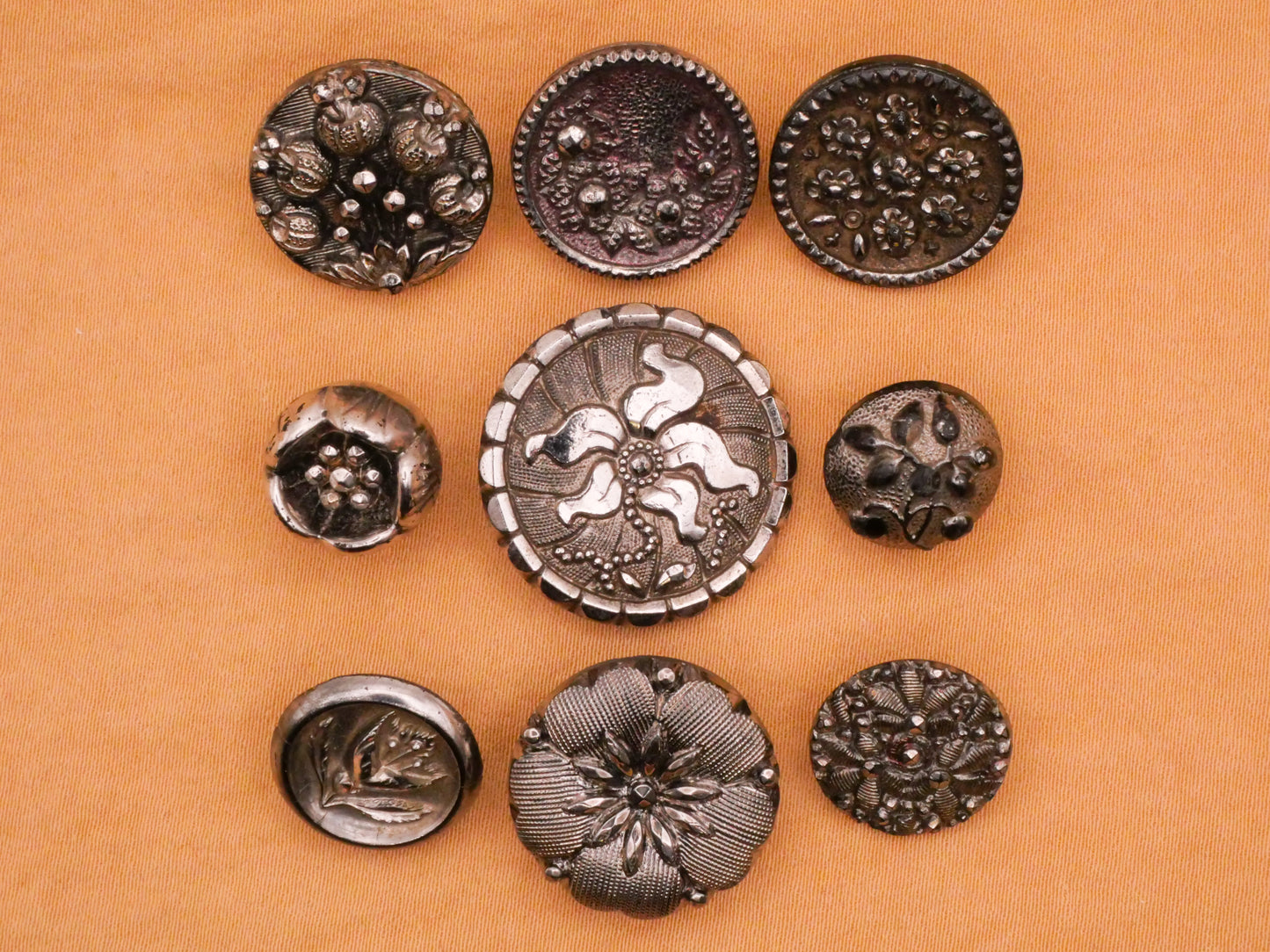 Flower Floral Design Luster Black Glass Button Various 12-22mm