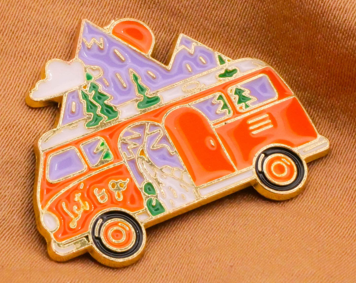 VW Bus Wagon Van Mountain Camping Verbal Enamel Metal Button 24x30mm