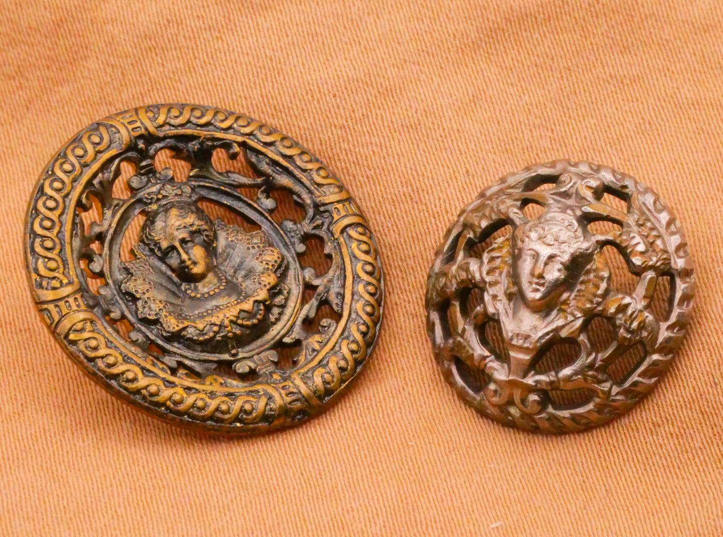 Mary Queen of Scots Portrait Victorian Pierced Metal Button Various 17-22mm