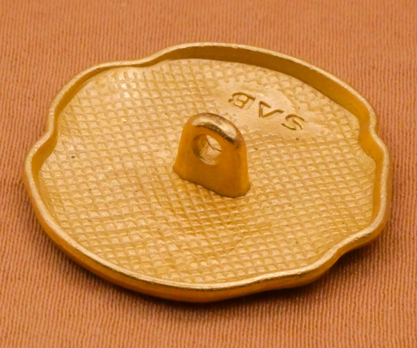 Queen Elizabeth Royalty Soft Gold Metal Button 25mm