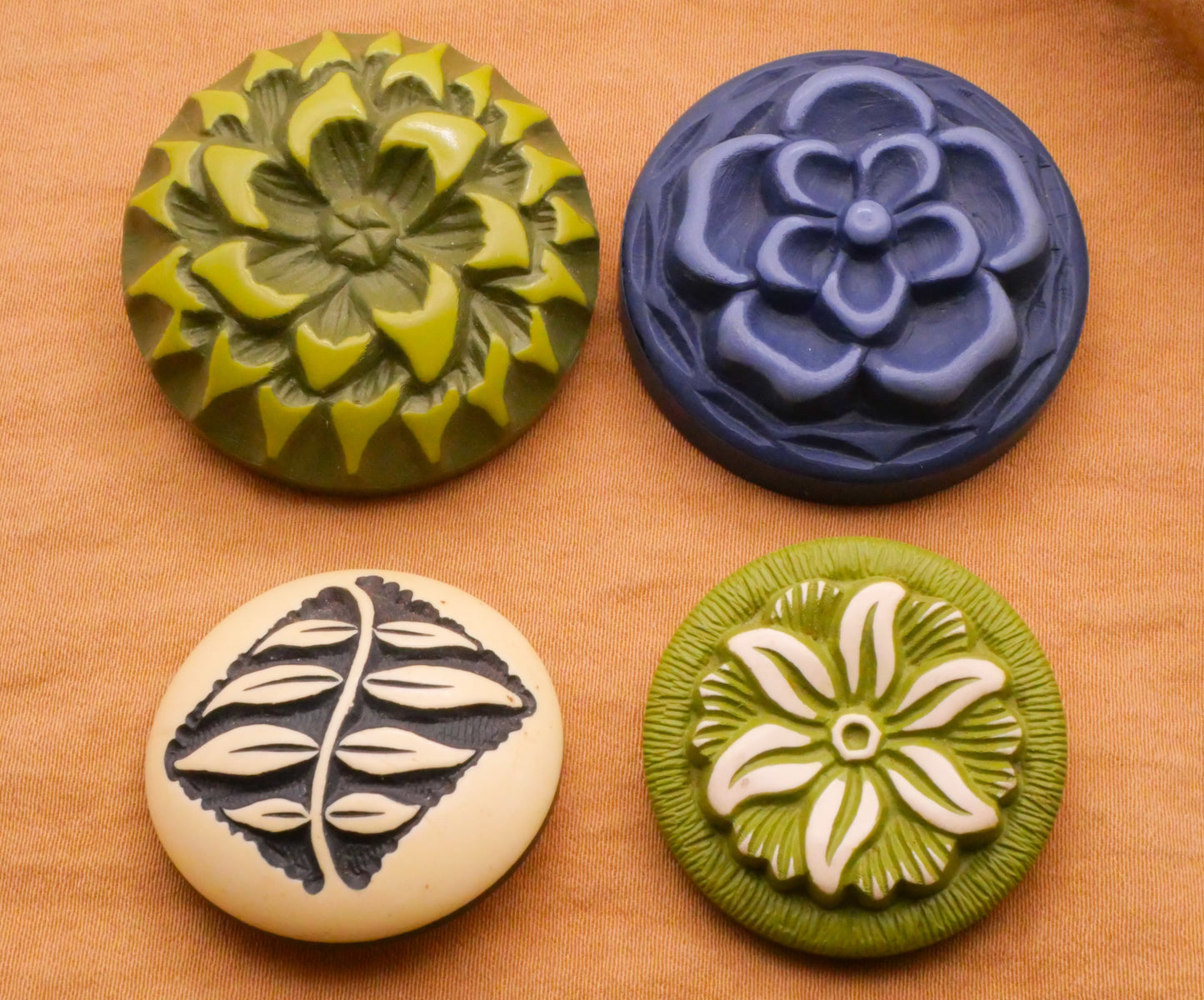 Flower or Leaf Design Buffed Celluloid Early Plastic Button Various 27-34mm