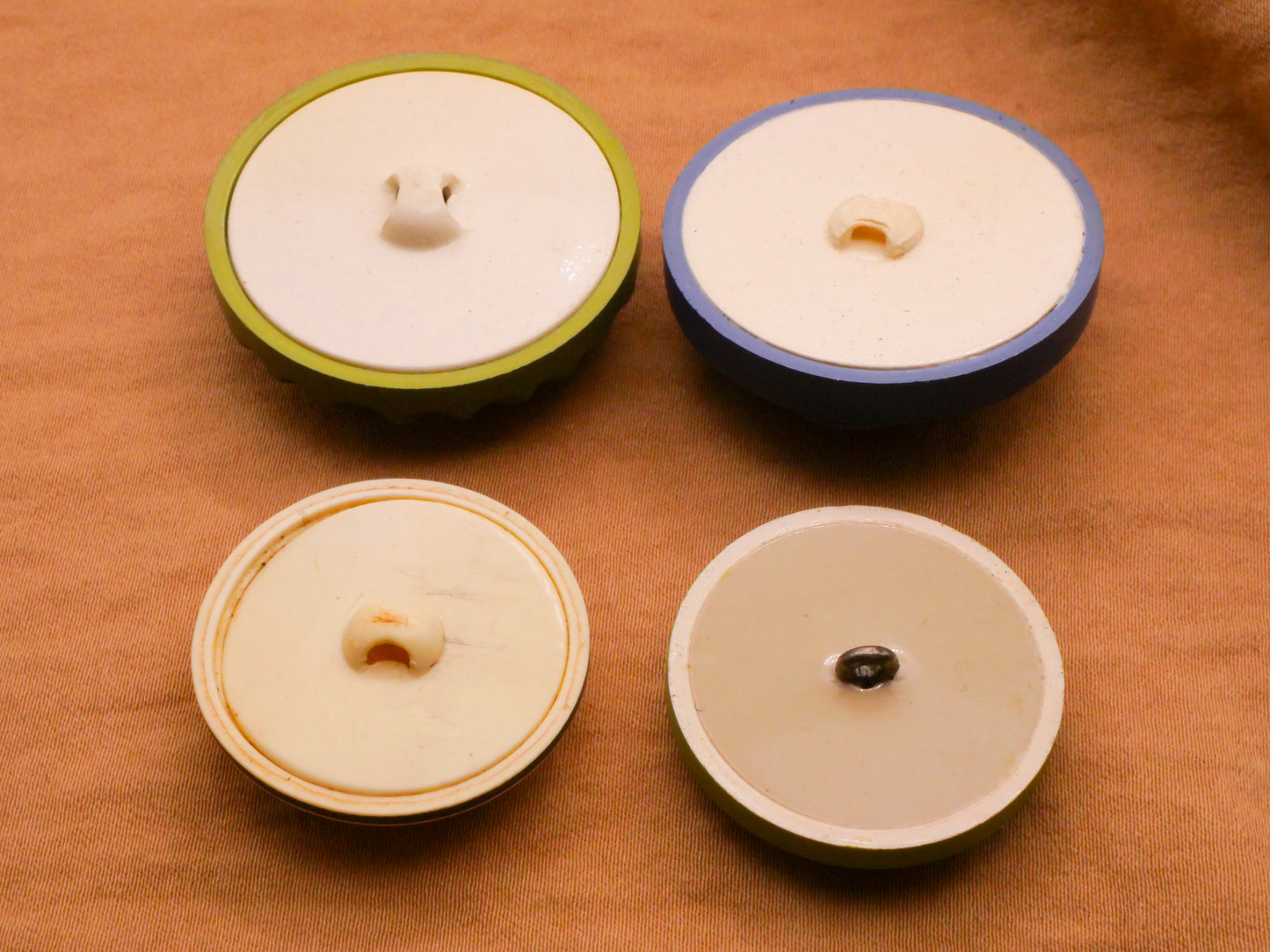 Flower or Leaf Design Buffed Celluloid Early Plastic Button Various 27-34mm