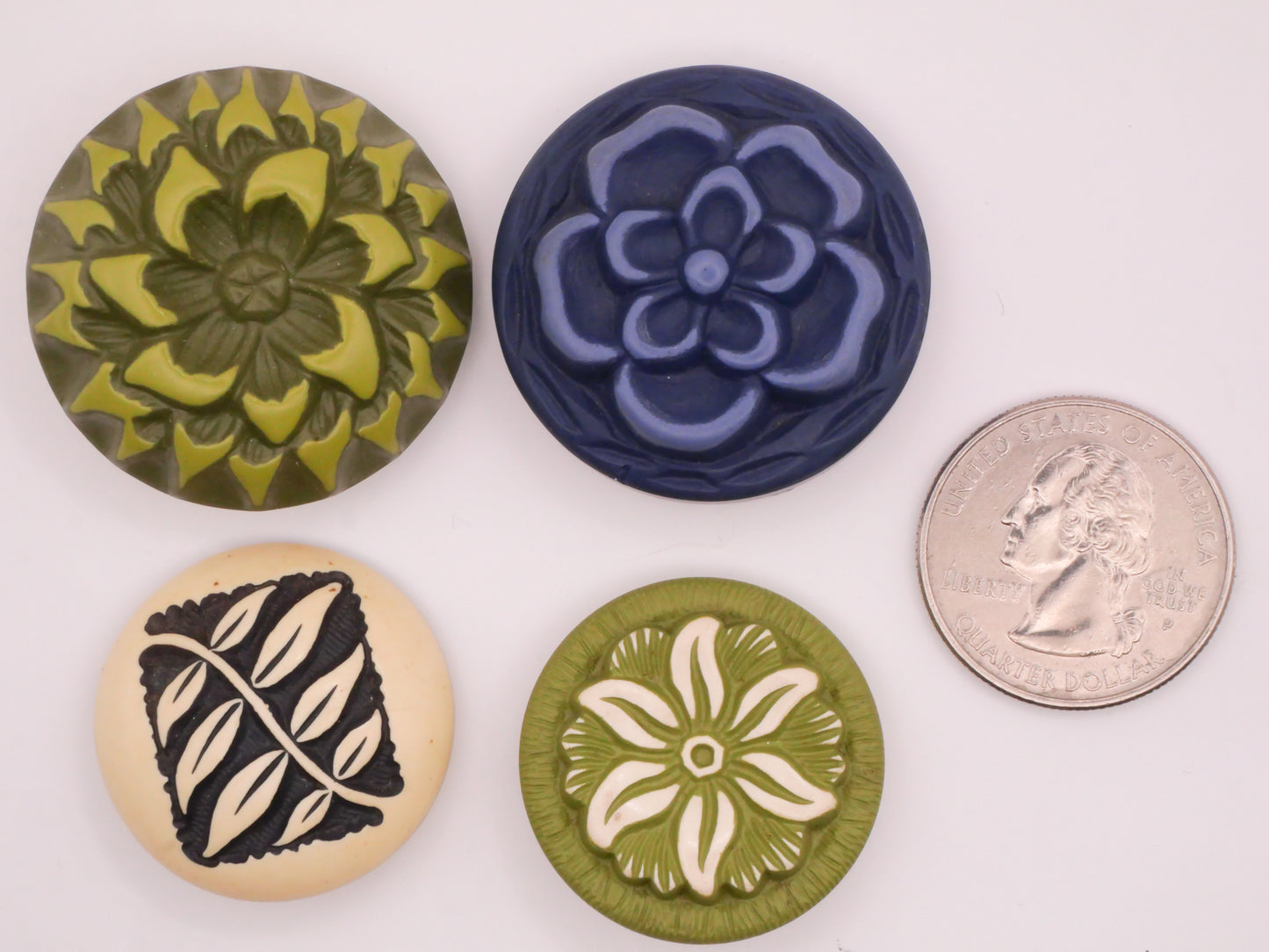 Flower or Leaf Design Buffed Celluloid Early Plastic Button Various 27-34mm