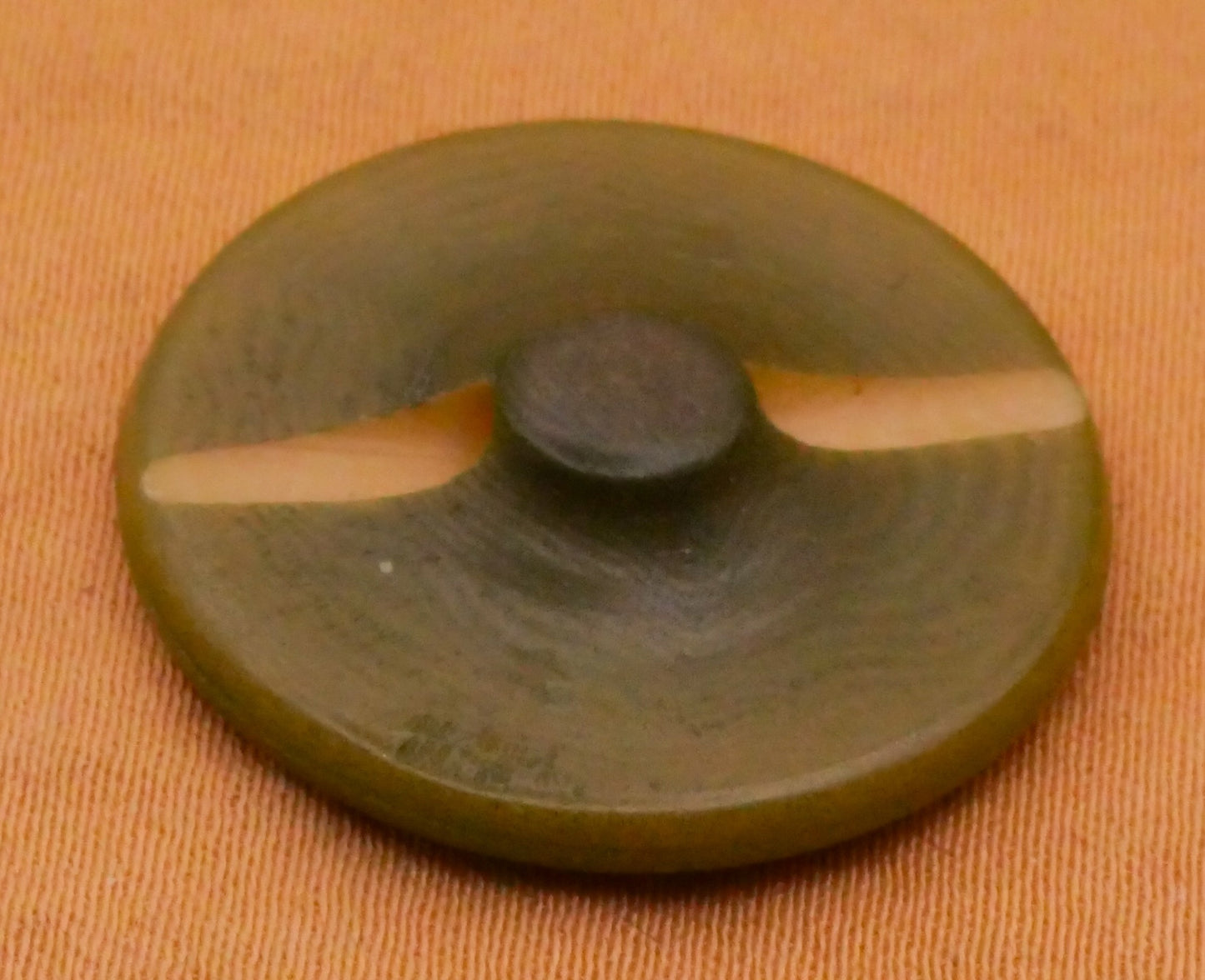 Flower Daisy Olive Green Vegetable Ivory Tagua Nut Vintage Button 23mm