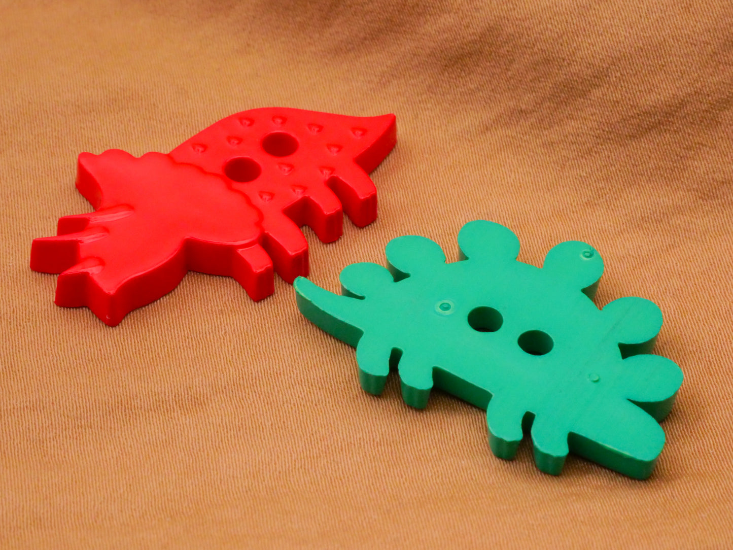 Dinosaur Dinos Colorful Plastic Sew-Thru Assorted Set of Ten Buttons 20-37mm