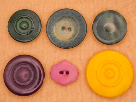 Colorful Dyed Vegetable Ivory Tagua Nut Vintage Button Various 14-26mm