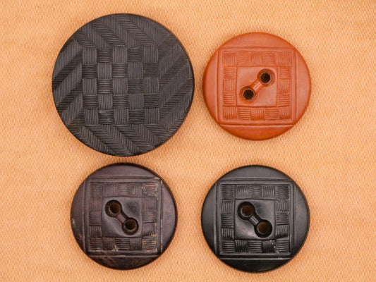 Checkerboard Design Vintage Button Various 19-25mm