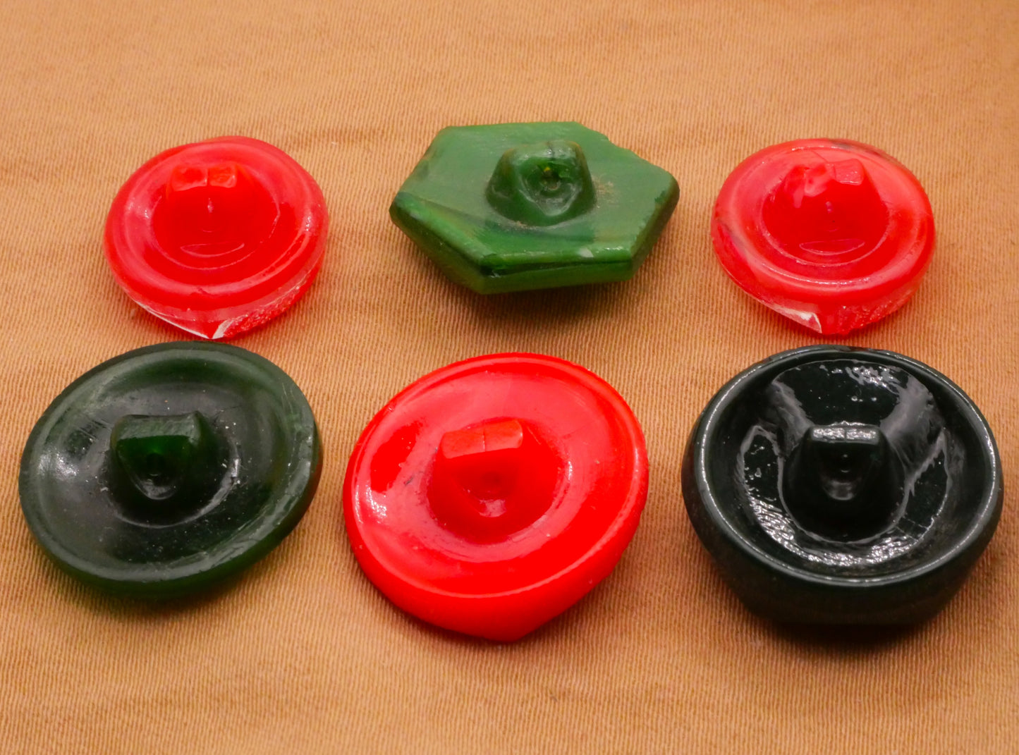 Art Deco Red or Green Vintage Glass Button Various 14-19mm