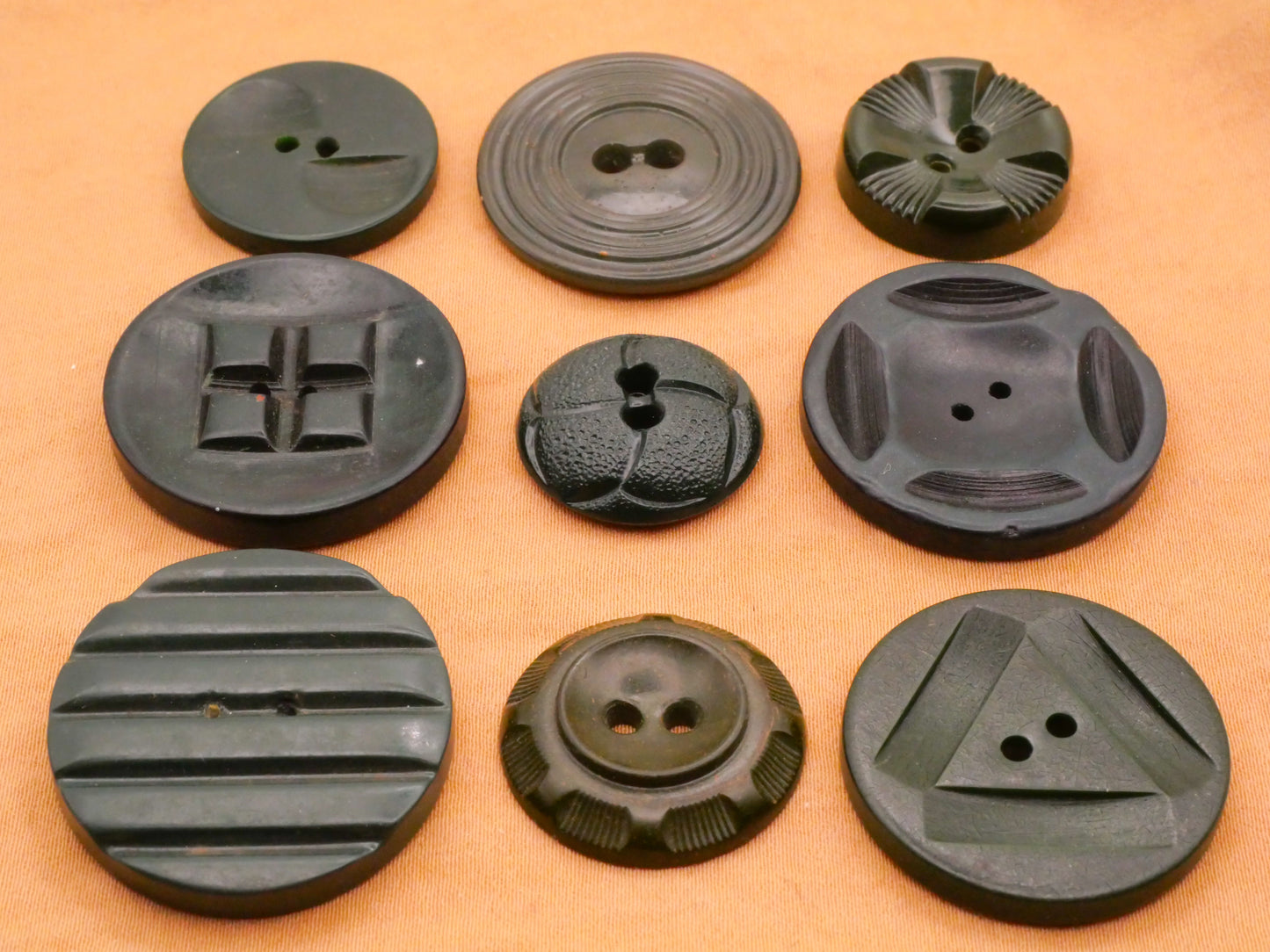 Hunter Dark Green Art Deco Housecoat Early Plastic Button Various 19-29mm