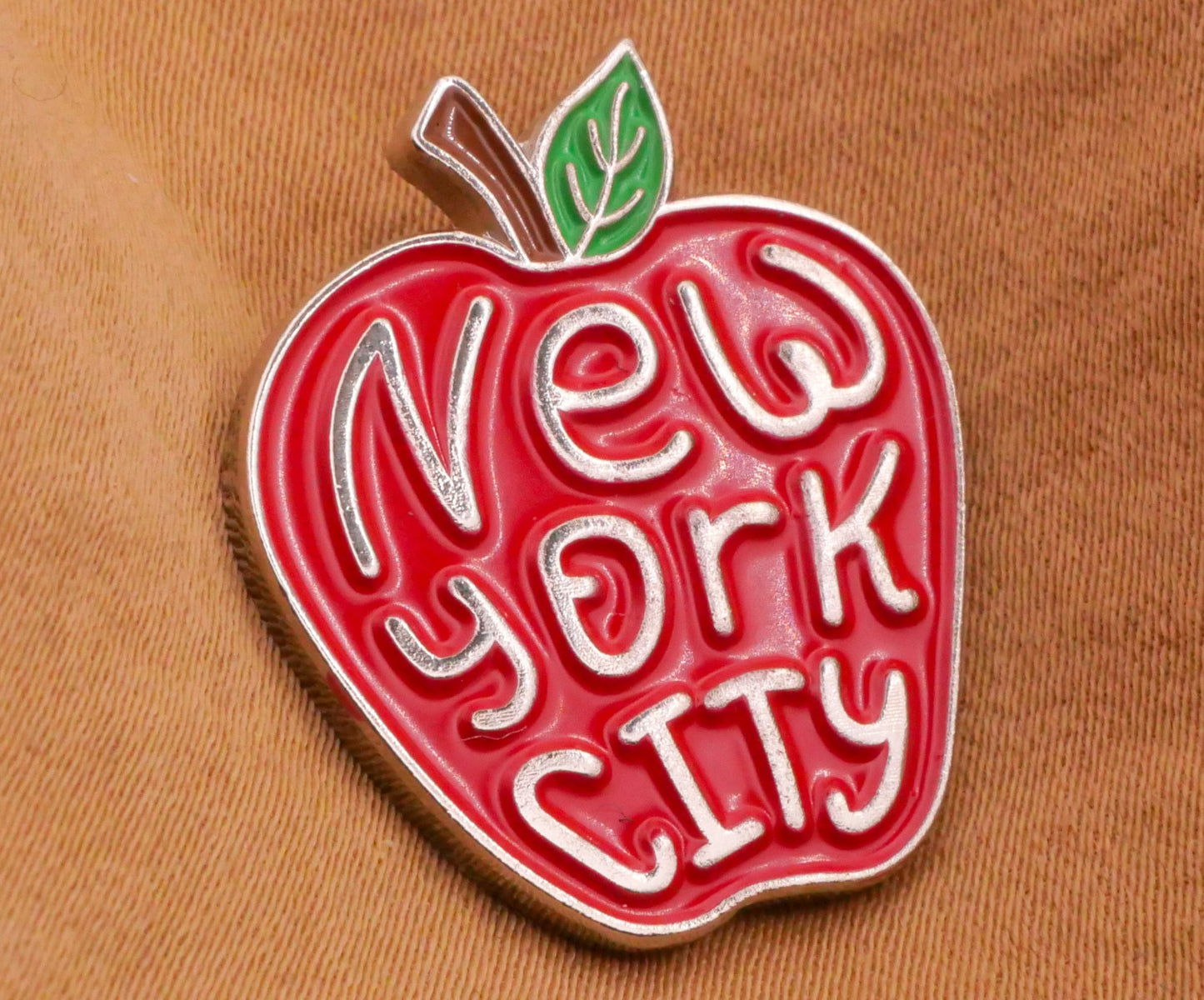 New York City Big Apple Red Enamel Metal Button 22x25mm