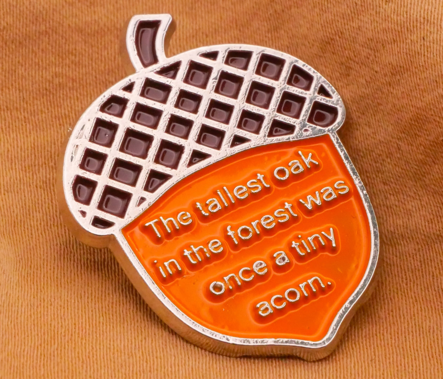 Acorn Oak Tree Verbal Enamel Metal Button 24x31mm
