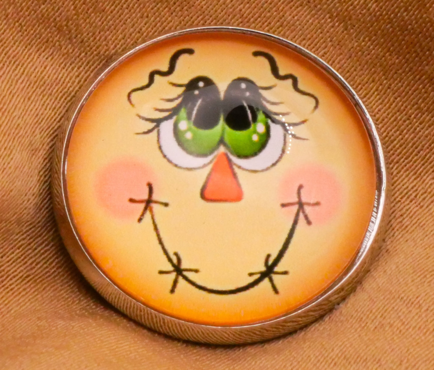 Scarecrow Smiling Face Glass Dome Silver Metal Button 20mm