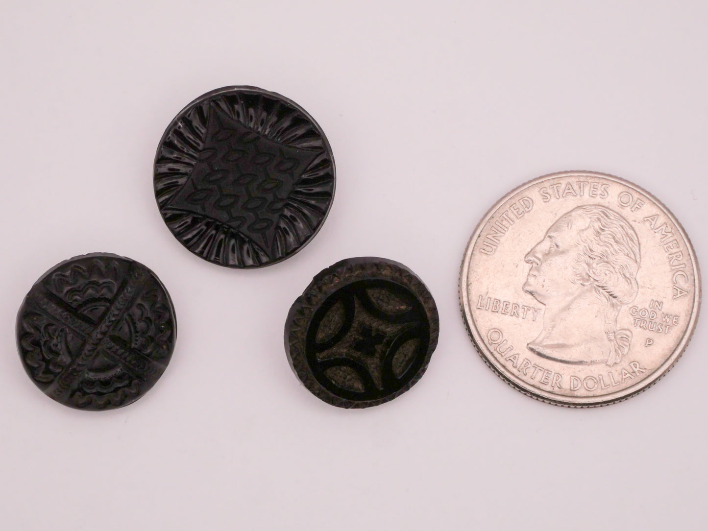 Quadrant Design Black Glass Button Various 16-18mm