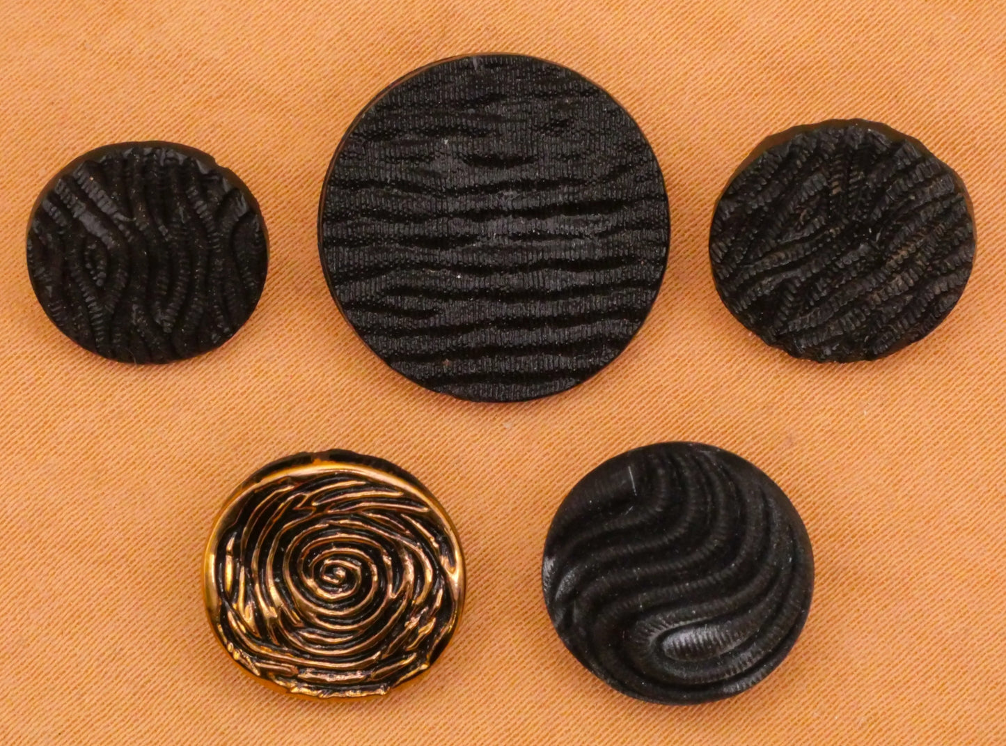 Wood Grain Look Black Glass Button Various 12-18mm