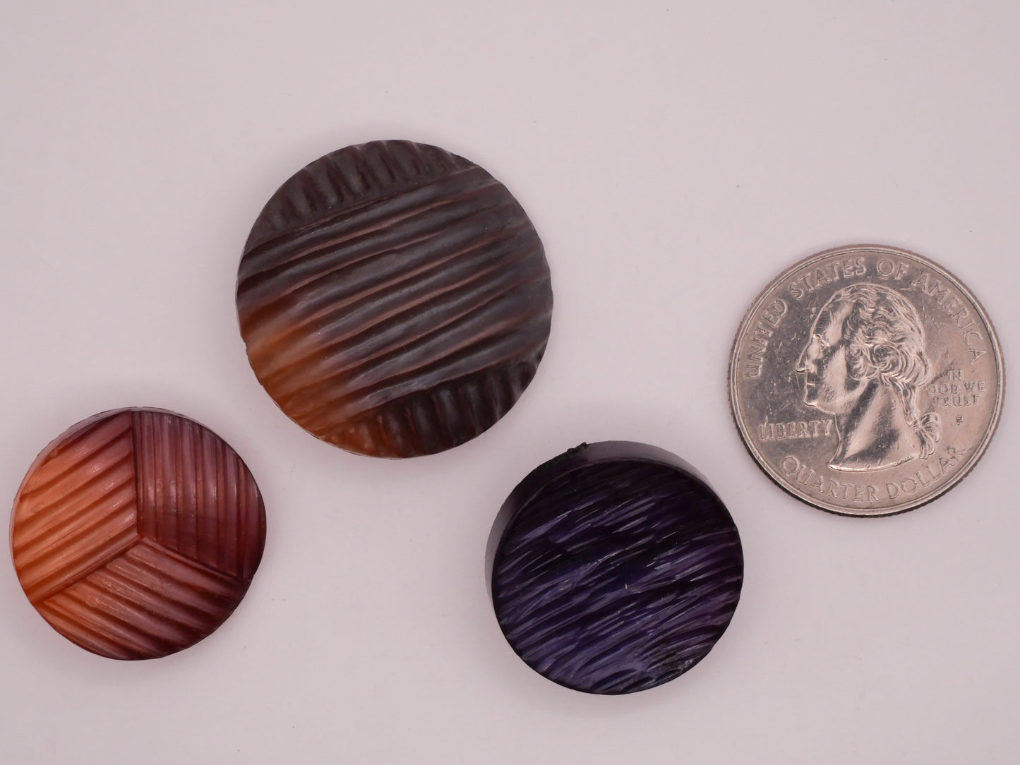 Ridge Design Purple Tone Vintage Plastic Button Various 22-28mm