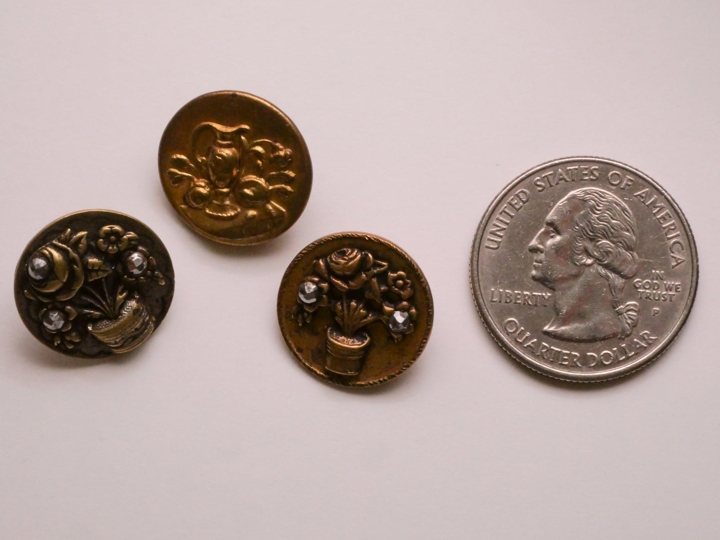 Flower Display Bouquet Victorian Metal Button Various 17mm